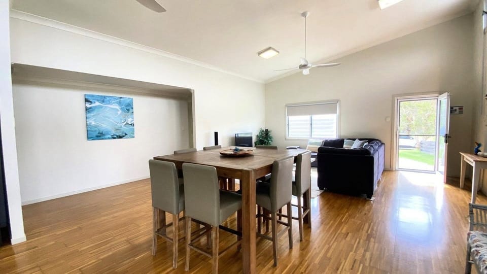 54 Kendall House in Wooli
