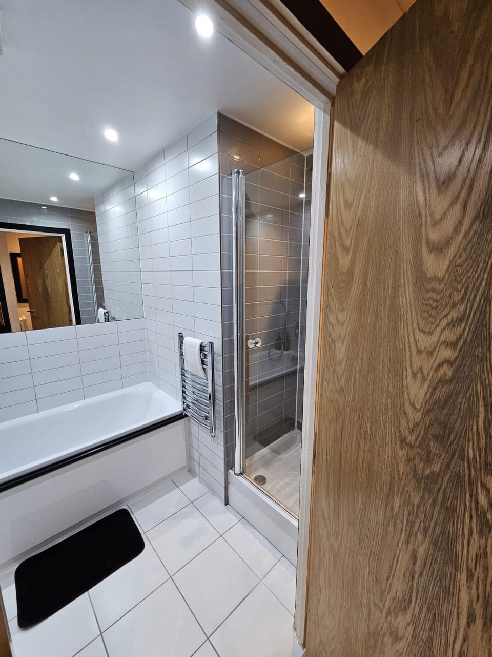 Lavish London Apartment - Secure with parking Apartment in London