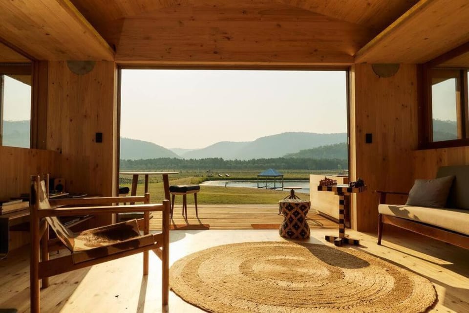 Dimensions X Farm-stay at Krinklewood Estate House in Broke