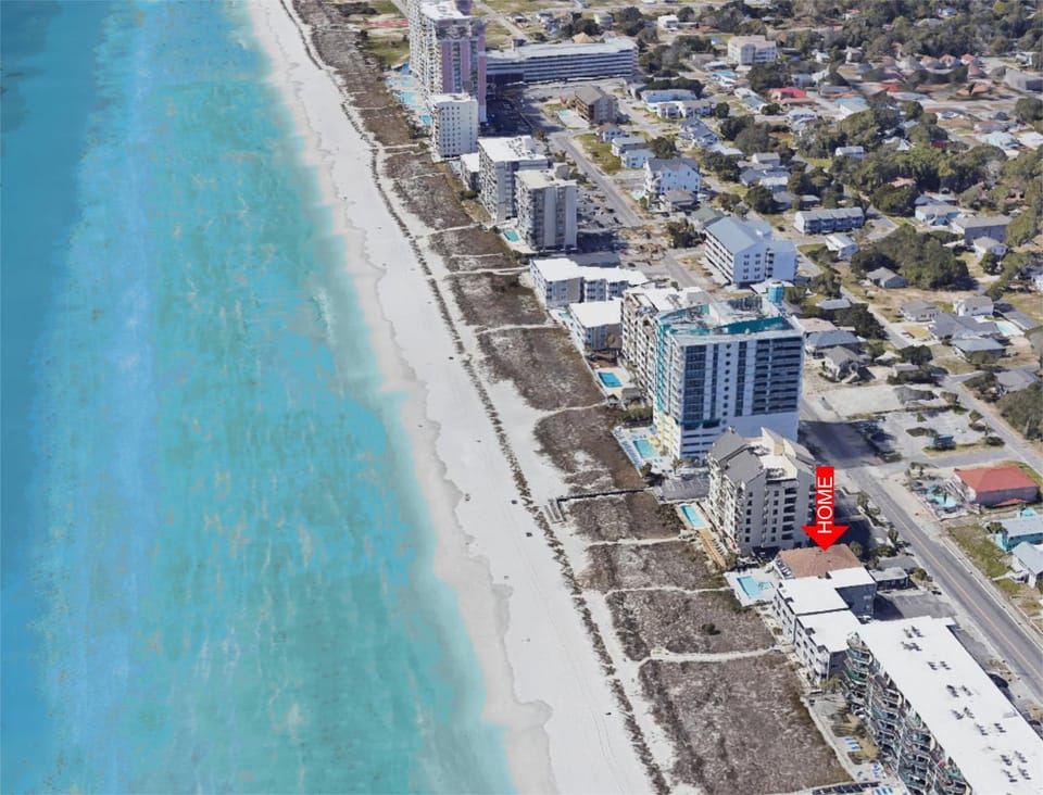 Property building, Day, Neighbourhood, Natural landscape, Bird's eye view, Beach, Pool view, Sea view, Swimming pool