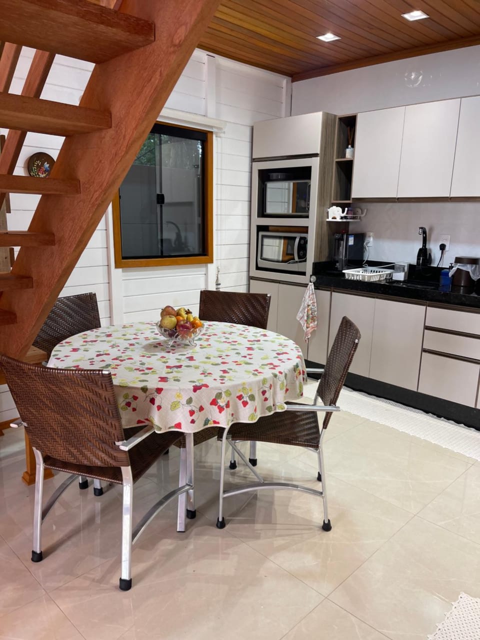 Kitchen or kitchenette, microwave, oven