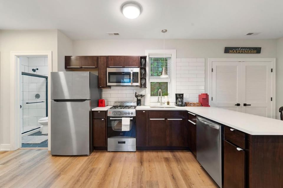 Charming Chicago Apt Apartment in Lower West Side