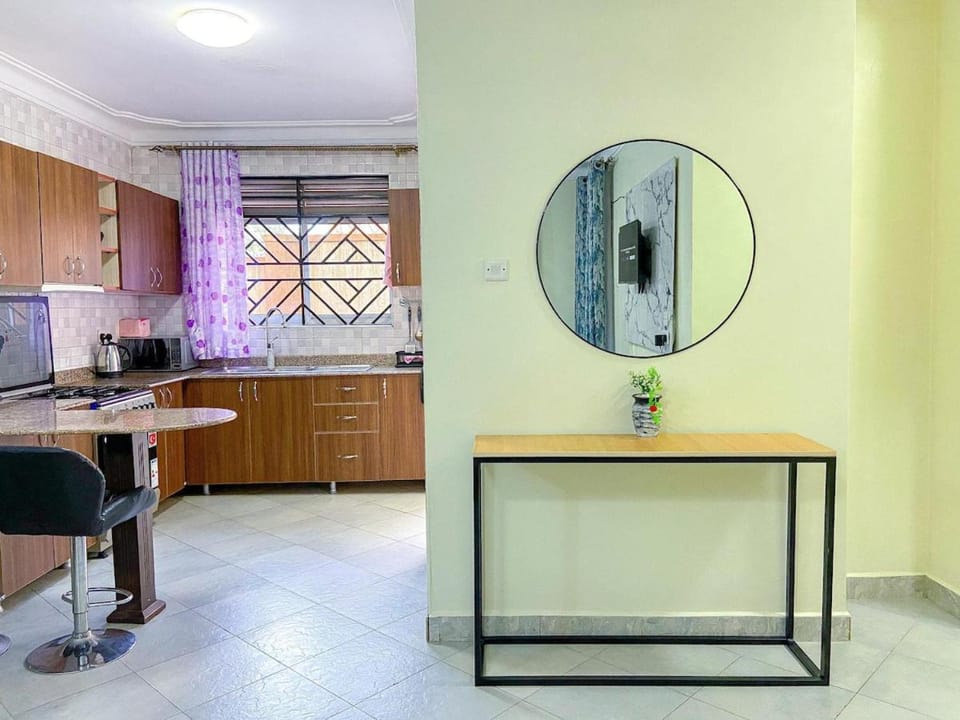 Trine Comfort Home Apartment in Kampala