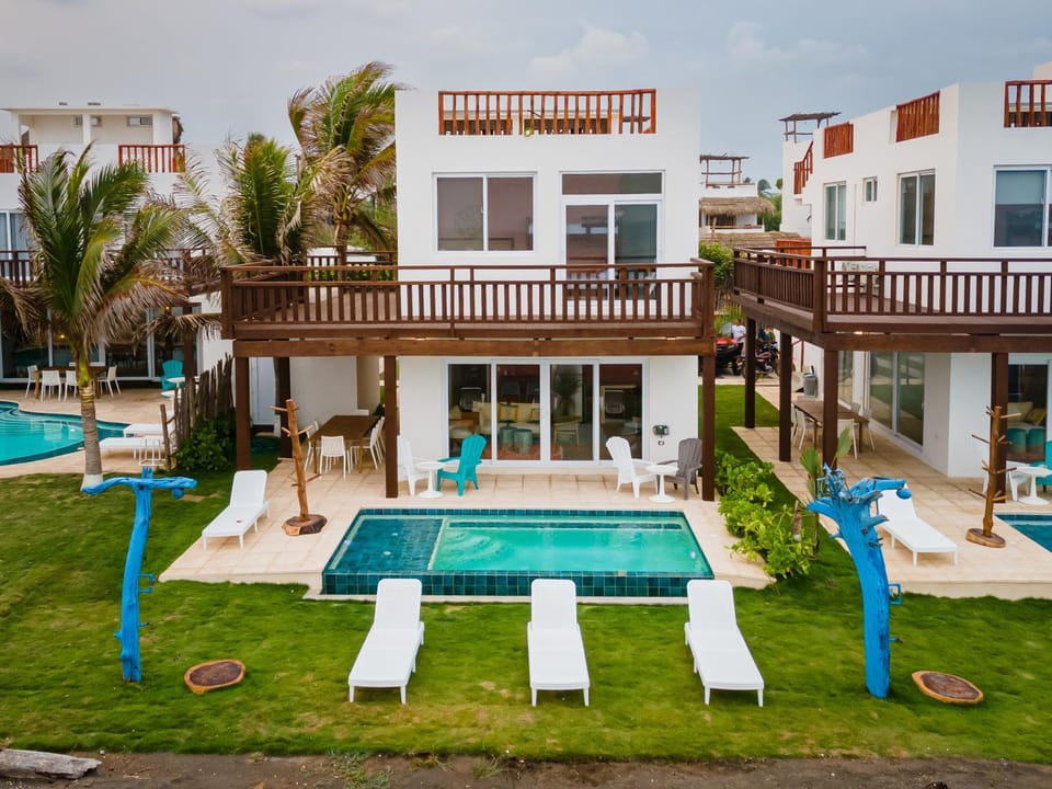 Property building, Bird's eye view, Garden view, Swimming pool
