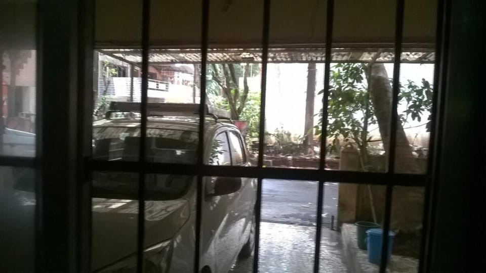 Semi furnished Studio in Thane near Tikujiniwadi Apartment in Thane