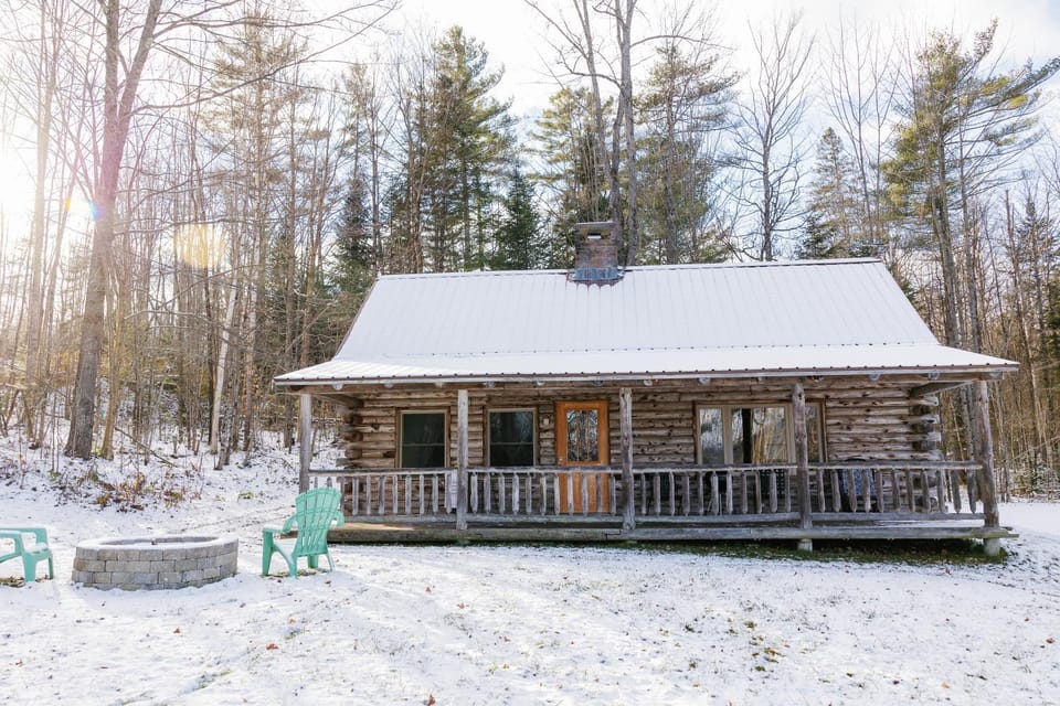 Property building, Natural landscape, Winter