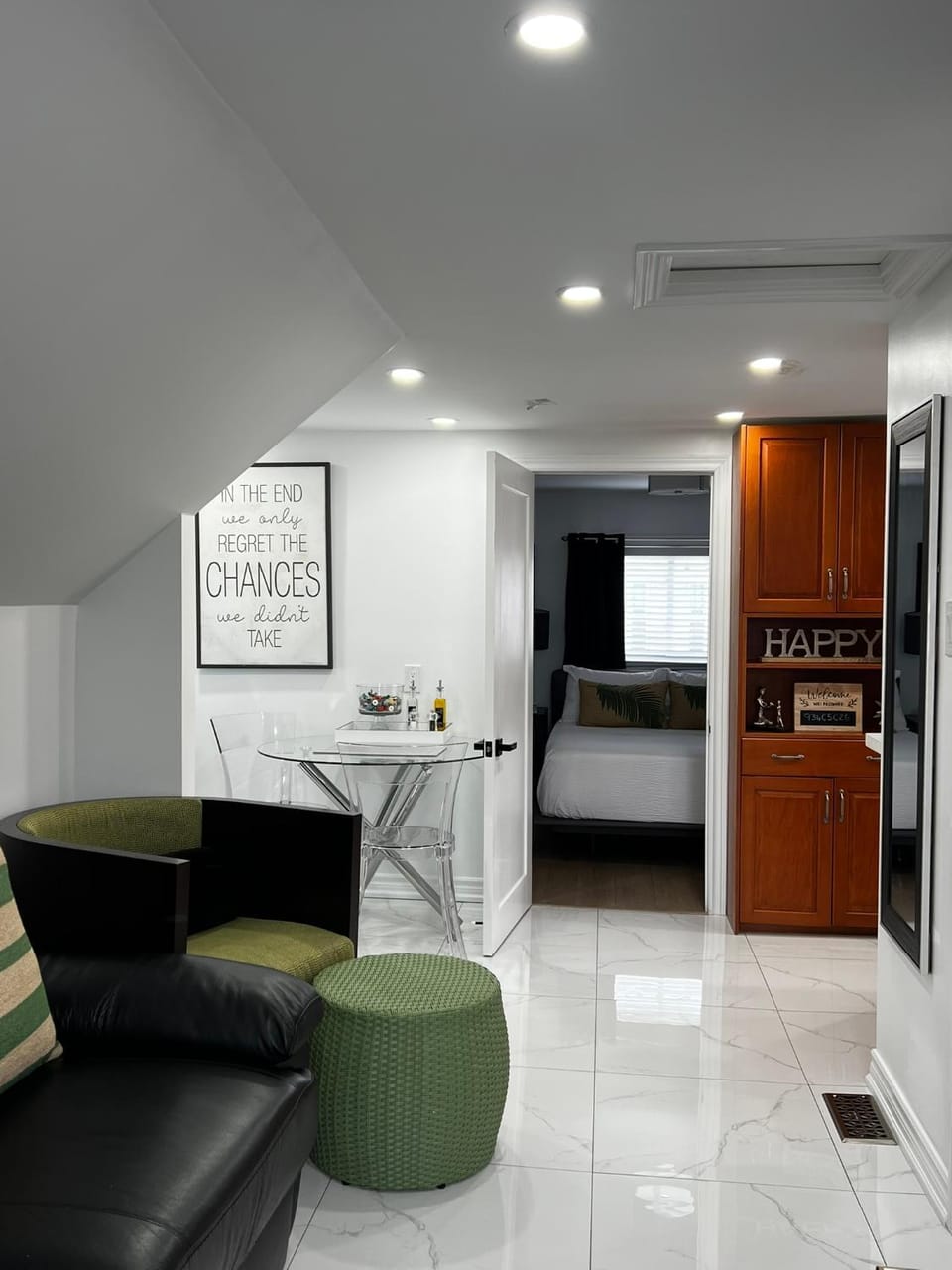 Niagara Escape Loft Apartment in Saint Catharines