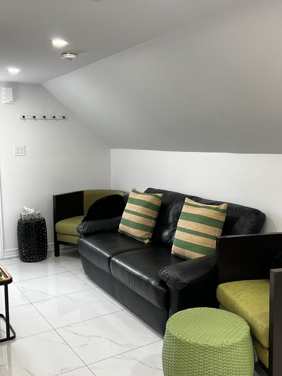 Niagara Escape Loft Apartment in Saint Catharines