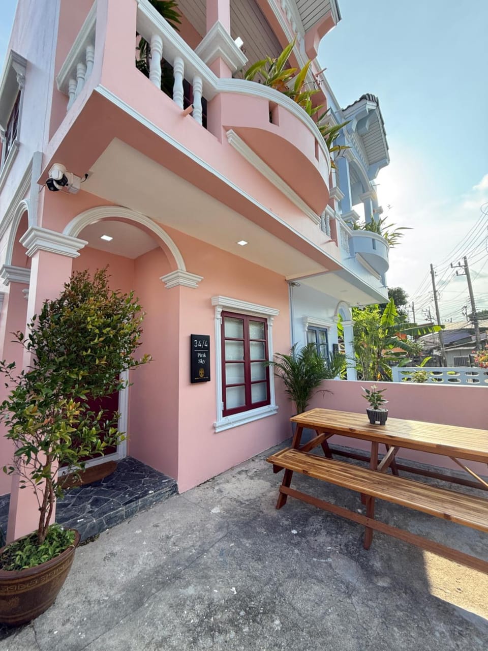 Property building, Day