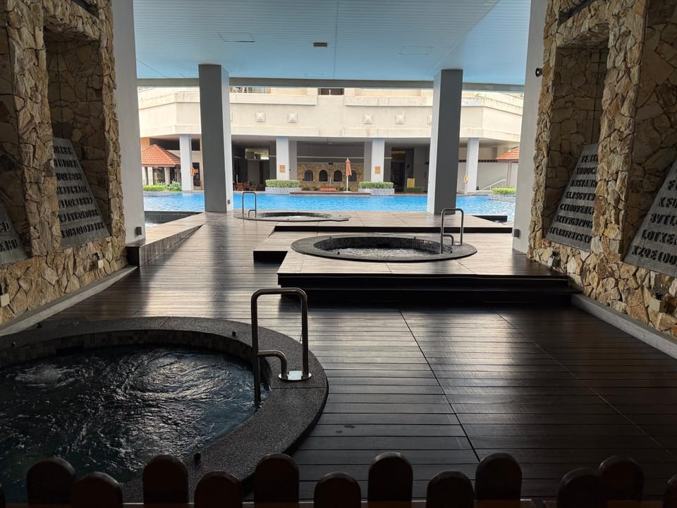 Cosy Studio Apartment at Hartamas Apartment in Petaling Jaya