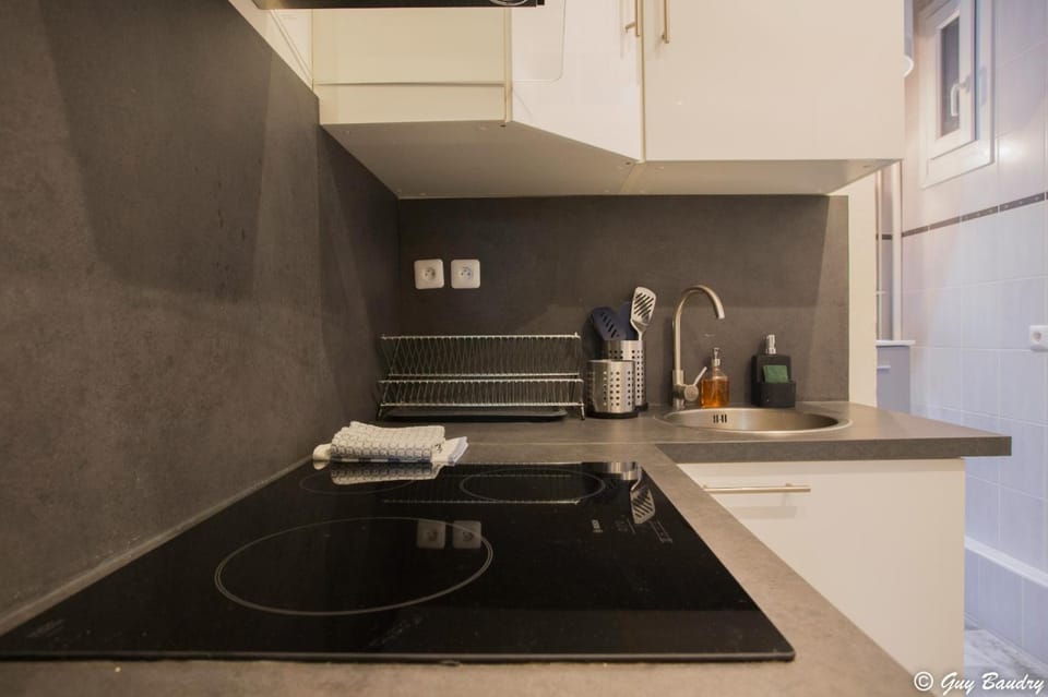 Kitchen or kitchenette, stove