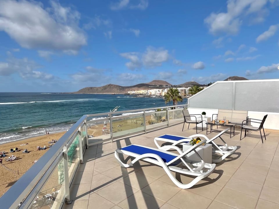 View (from property/room), Balcony/Terrace, Sea view