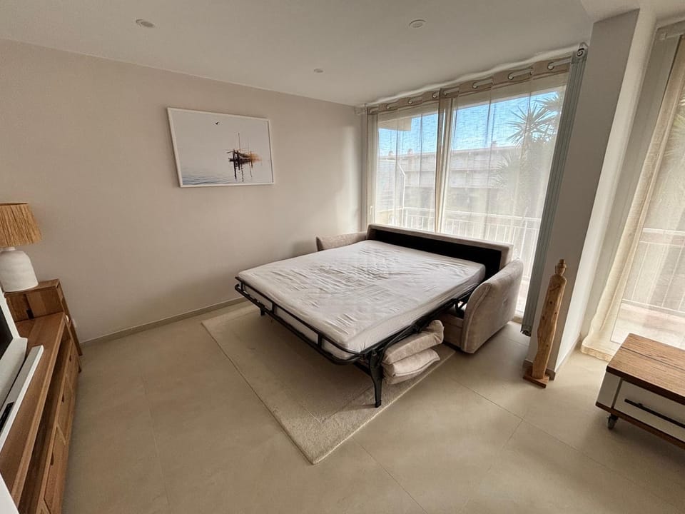 Appartement proche plages et parcs attractions Fréjus Apartment in Fréjus