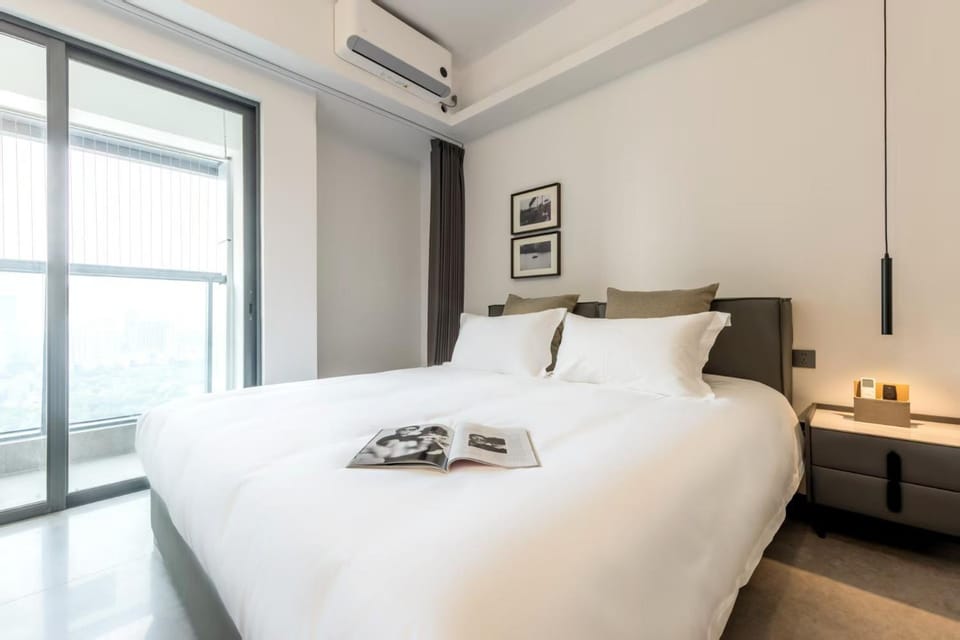 Bed, Bedroom, air conditioner