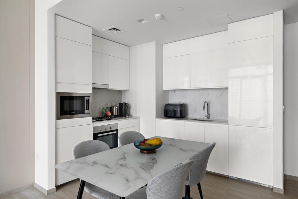 Coffee/tea facilities, Kitchen or kitchenette, Living room, Seating area, Dining area, dishwasher, minibar, oven, pet friendly, stove, toaster