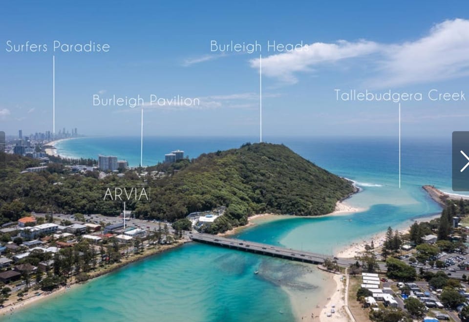 Property building, Nearby landmark, View (from property/room), Lake view, River view, Sea view