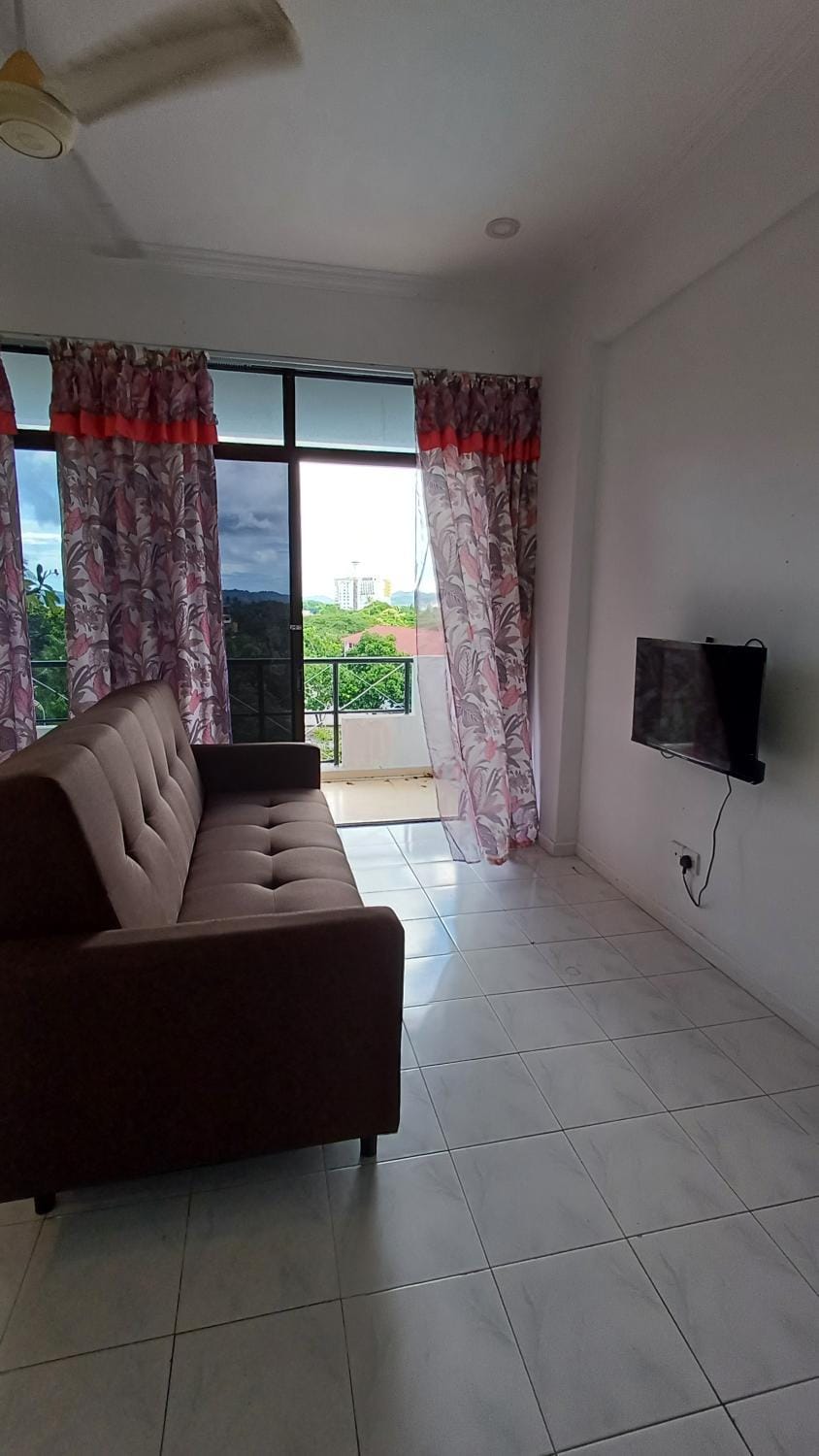 Communal lounge/ TV room, TV and multimedia, Living room, Seating area