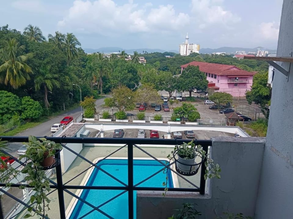 Property building, Day, Natural landscape, View (from property/room), Balcony/Terrace, Pool view, Swimming pool