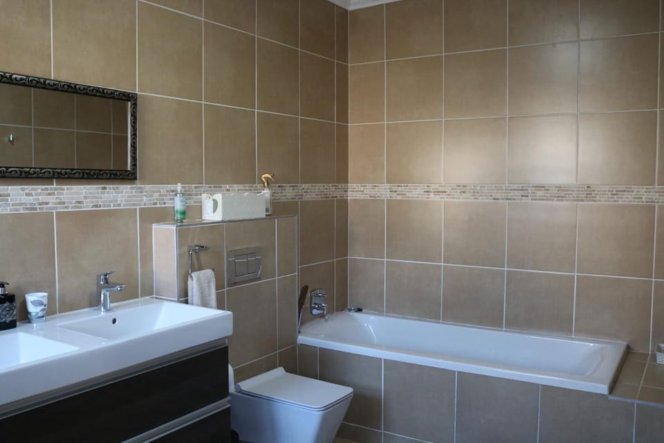 Bathroom, Bath
