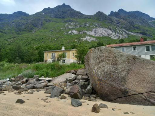 Lofotenhaus direkt am Skjelfjord Apartment in Lofoten