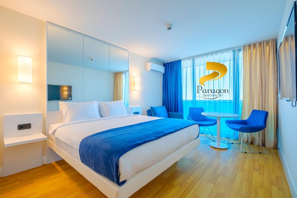 Bed, TV and multimedia, Photo of the whole room, air conditioner