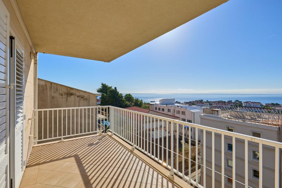 Natural landscape, Balcony/Terrace, Sea view