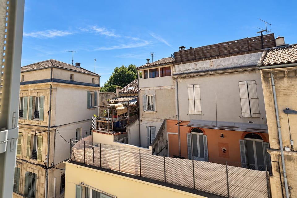 Property building, City view