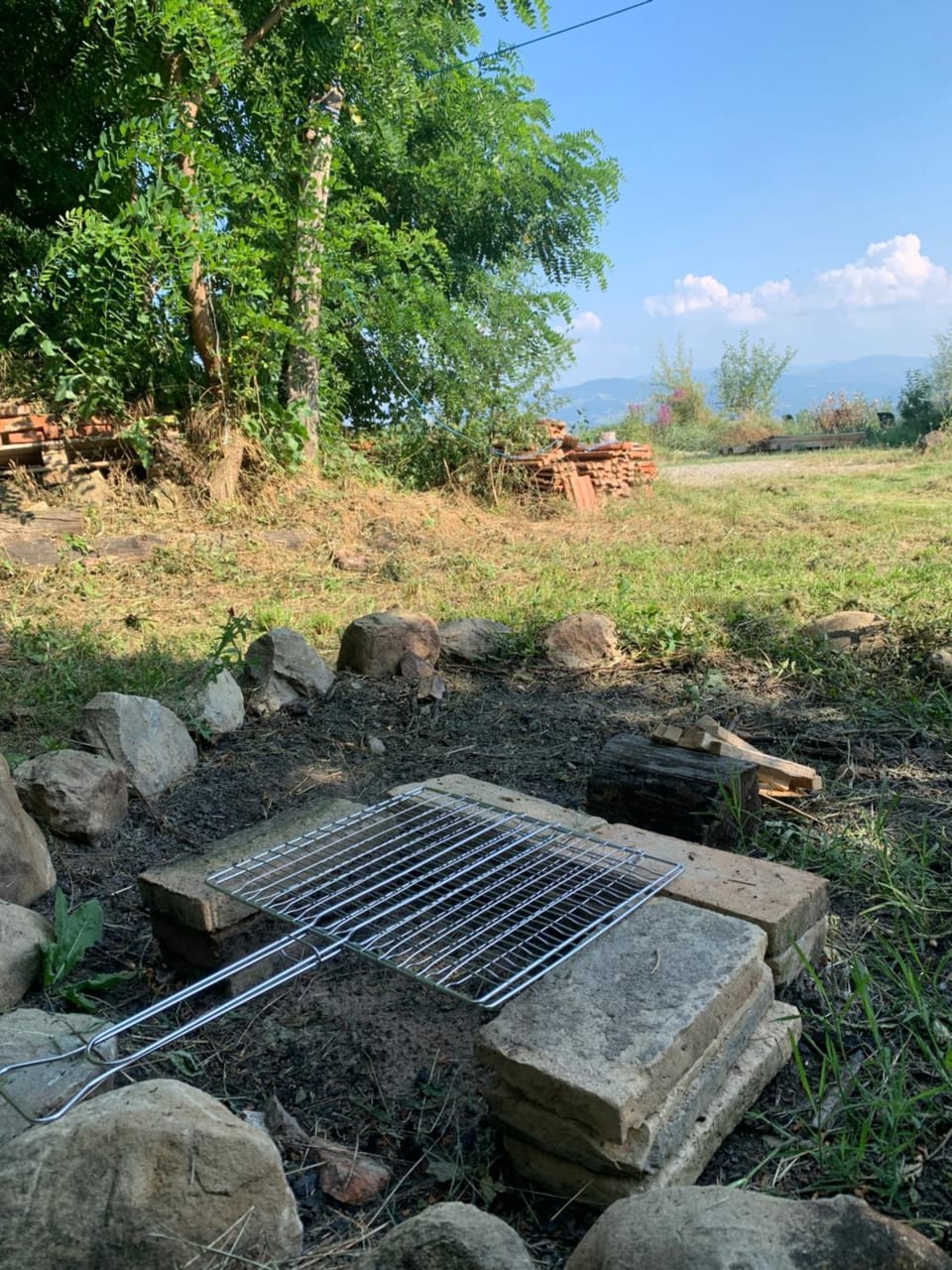 Natural landscape, BBQ facilities, Garden