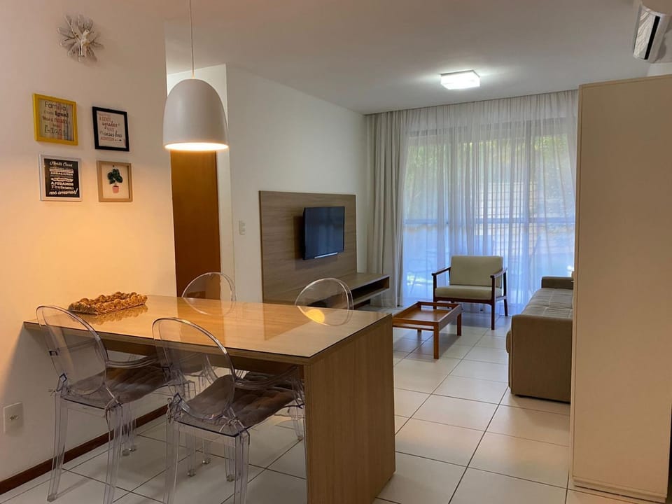 Communal lounge/ TV room, TV and multimedia, Living room, Seating area, Dining area, Evening entertainment