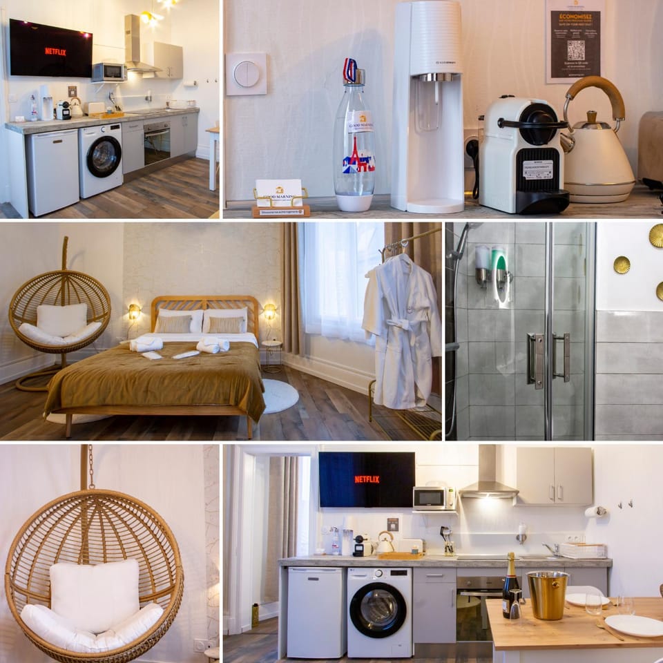 Bed, Kitchen or kitchenette, Bedroom, toaster, towels, washing machine