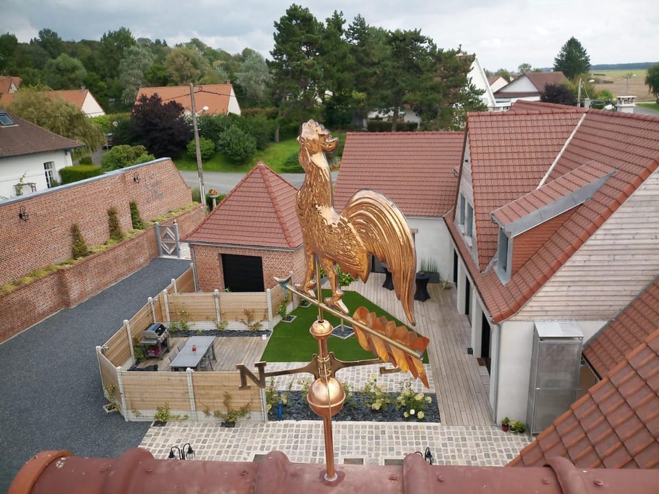 Property building, Day