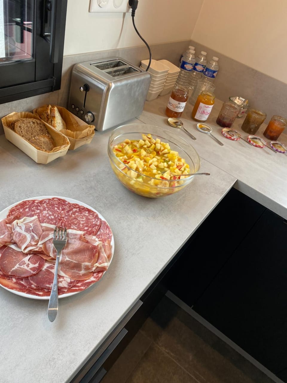 Food and drinks, Food, Breakfast, Continental breakfast, Buffet breakfast