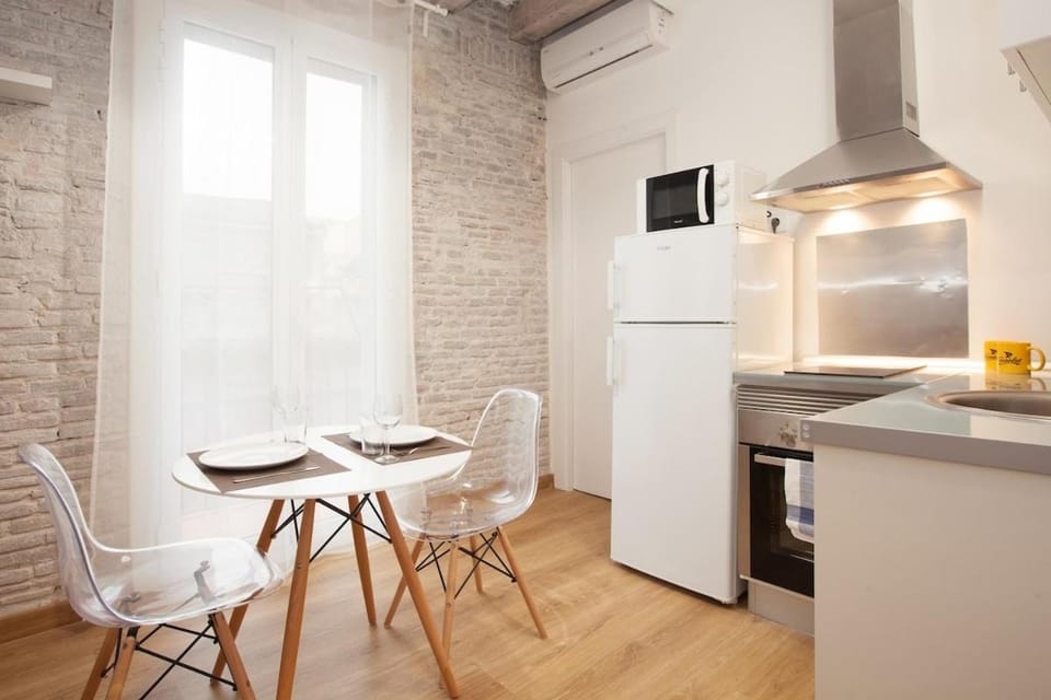 Flat with balcony next to the beach, SV Apartment in Barcelona