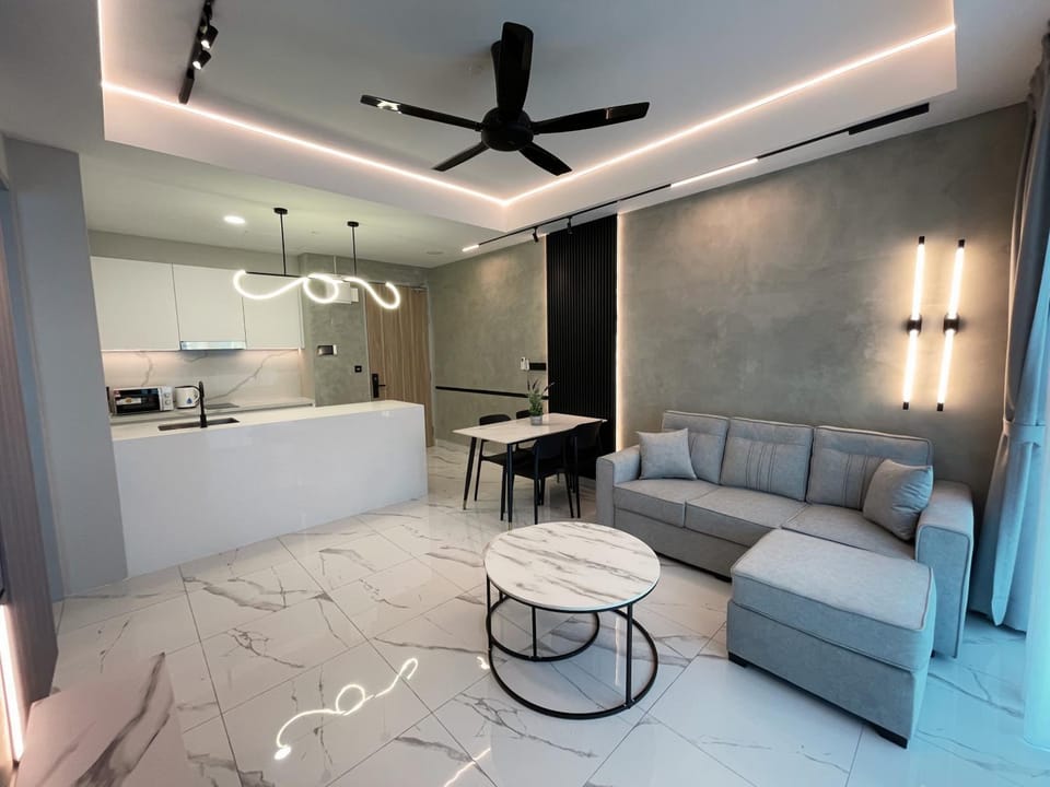 Kitchen or kitchenette, Living room, Seating area