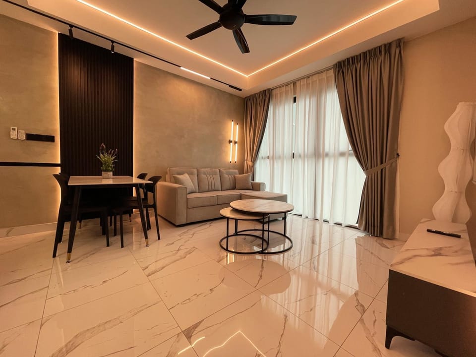 Living room, Seating area, Dining area