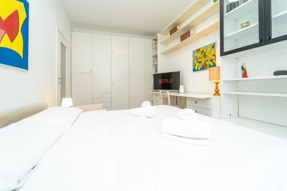 Bright apartment in Milan Apartment in Milan