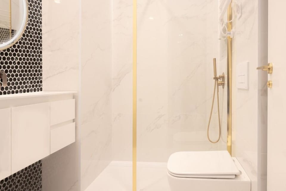 Shower, Bathroom