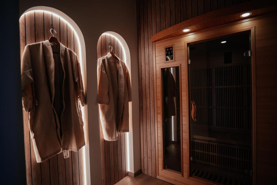 Sauna, wardrobe