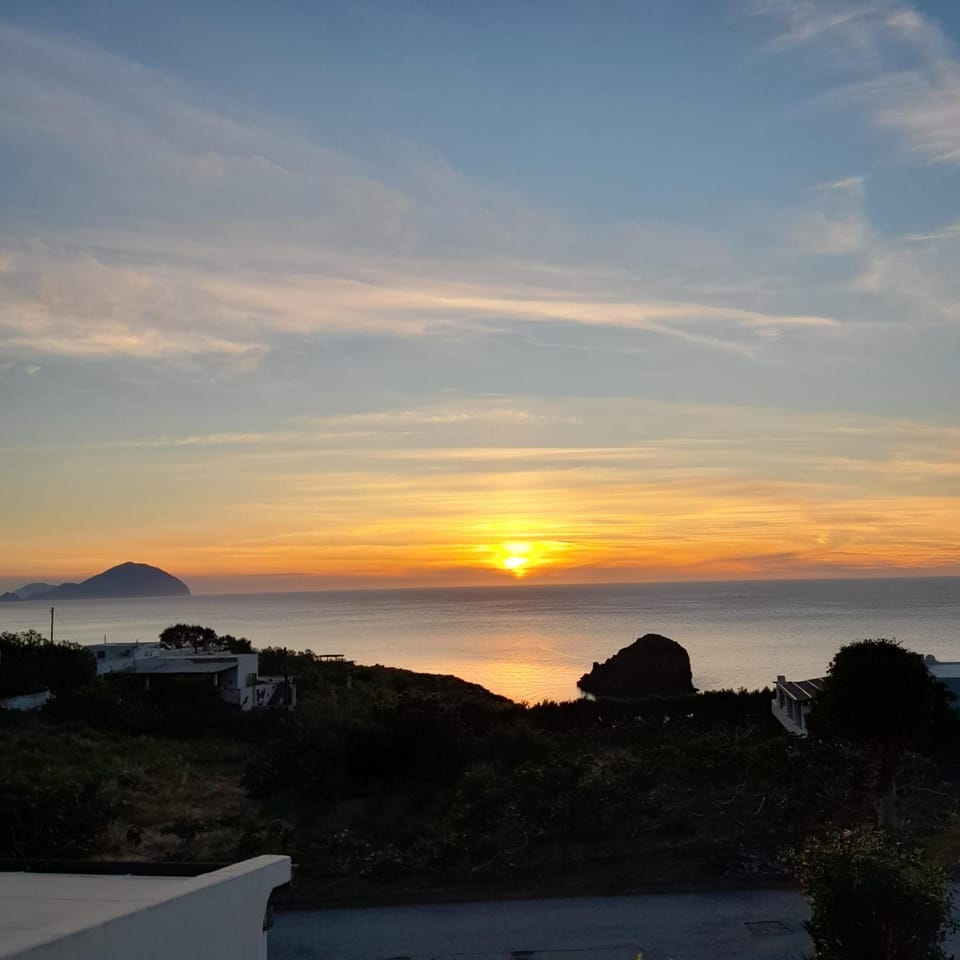Casa Il Bergamotto - terrazza con vista tramonto Apartment in Sicily