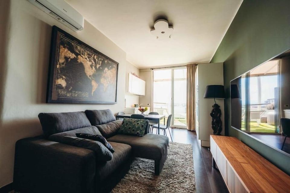 TV and multimedia, Living room, Seating area