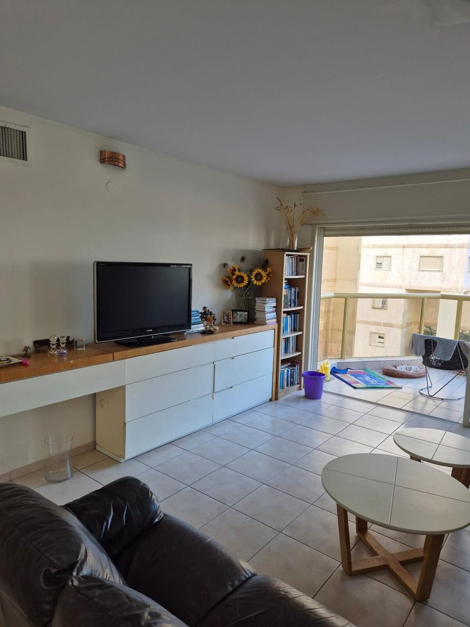 Communal lounge/ TV room, TV and multimedia, Living room, Seating area