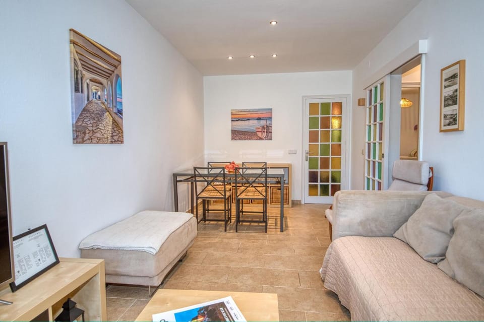 Apartment with Pool and Tennis Apartment in Llafranc