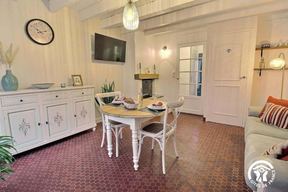 Au coeur des pins House in Brittany