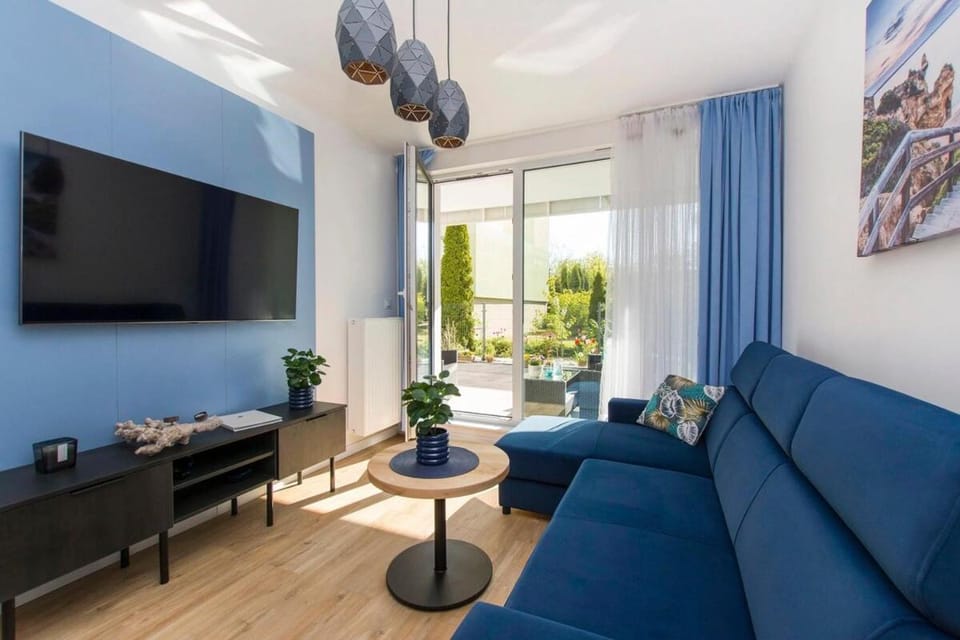 Apartment AON Sunset Parking W Sobieszewska Apartment in Gdansk