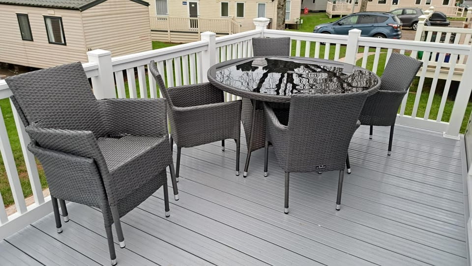 Balcony/Terrace, Dining area