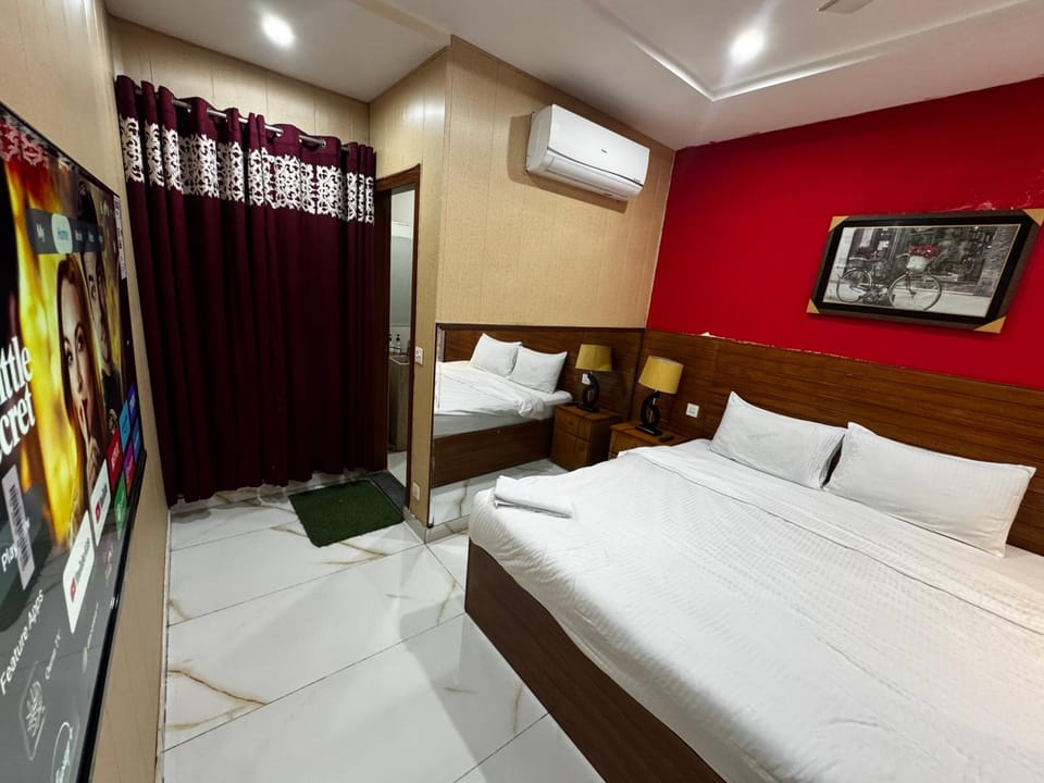 hotel Elites Residency in city center , iqbal town Apartment in Lahore