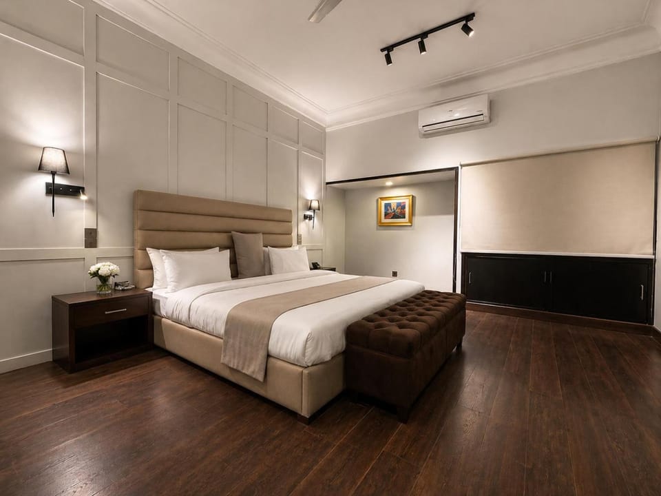Ghumo - 3BR Family Stay Bahadurabad Near Aga Khan Villa in Karachi