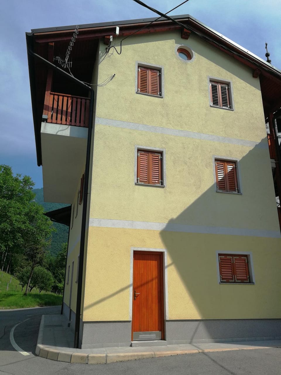 Property building, Facade/entrance