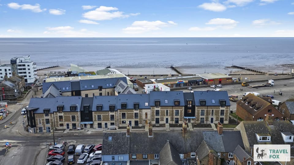 Neighbourhood, Bird's eye view