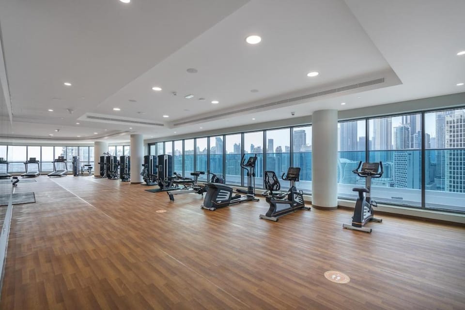 Free housekeeping visits during your stay - StayShort - Trendy 1-Bedroom Apartment for 4 in Business Bay Apartment in Dubai